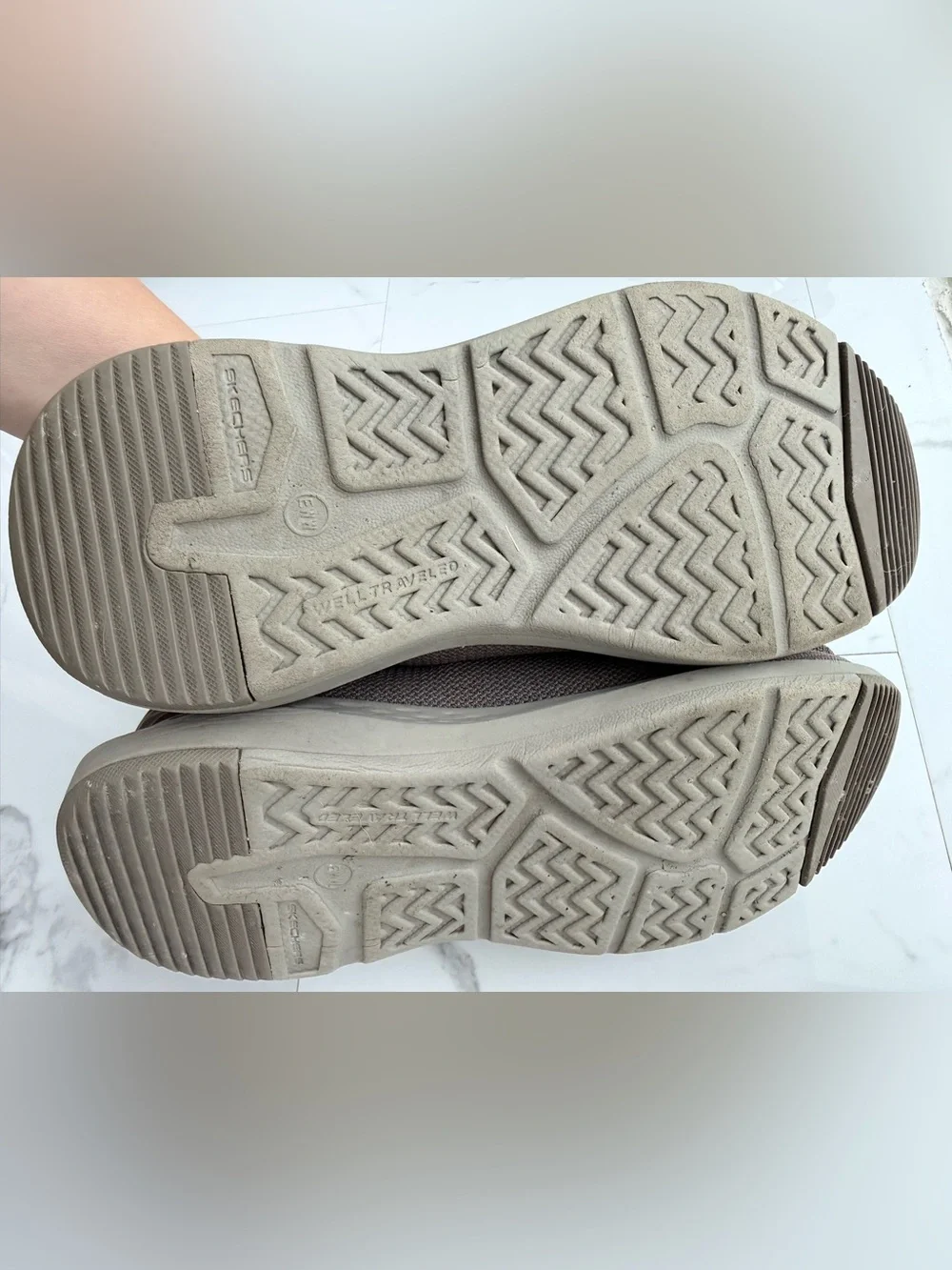 Skechers Parson Ralven Slip-Ins Sneakers Men 9.5 Taupe Hands Free Relaxed Fit